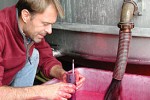 Mordoree Lirac Cotes du Rhone soutirage