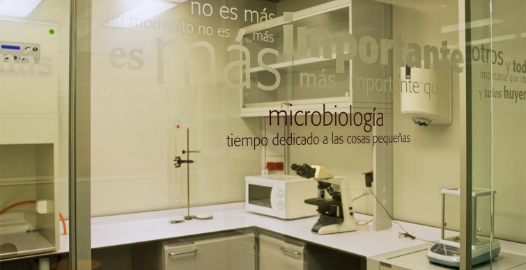 laboratorio microbiologia